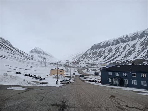 interesting facts about svalbard norway.